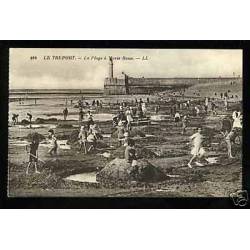 76 - Le Treport -La plage a maree basse -Enfants jouant