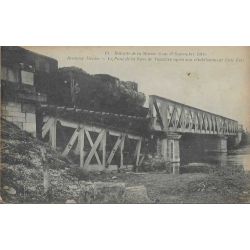 55 - Revigny - Train sur le pont de la ligne de Vouziers