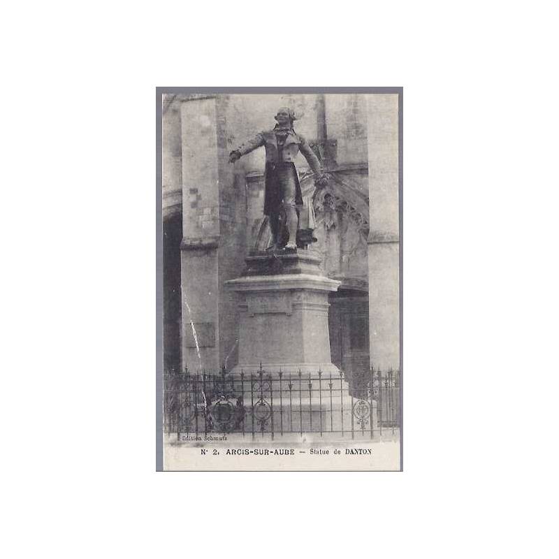 10 - Arcis sur Aube - Statue de Danton