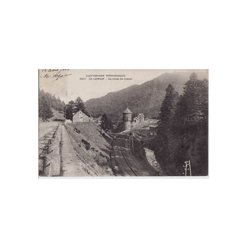 15 - Le Lioran - Route du Tunnel et voie ferrée