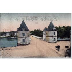 86 - Chatellerault - Le pont Henri IV