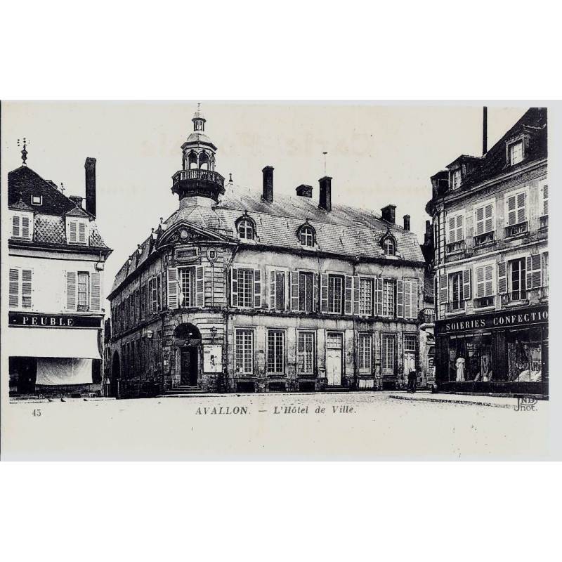 89 - Avallon - L'Hotel de ville