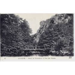 89 - Avallon - Le Pont des Gardes