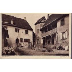 68 - Neuwiller - Neuweiler - Vue de deux maisons et un puit - Non voyagé - Dos