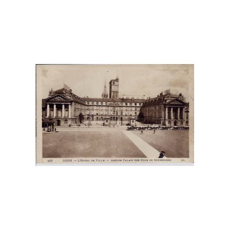 21 - Dijon - L'hôtel de ville - Ancien Palais des Ducs de Bourgogne - Non voya