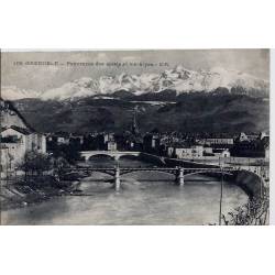 38 - Grenoble - Panorama  des quais et les Alpes - Voyagé - Dos divisé