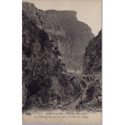 06 - Gorges du loup - La nouvelle route sur la rivière et le pont de l' Abîm...