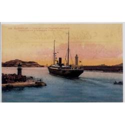 13 - Marseille - Départ d'un transatlantique - Starting of a steamer - Non v...