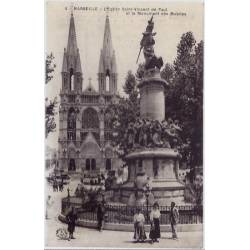 13 - Marseille - L' église Saint-Vincent de Paul et le monument des mobiles ...