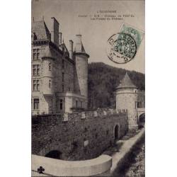 15 - Pestel - Le château de Pestel - les fossés du château - Voyagé - Dos di...