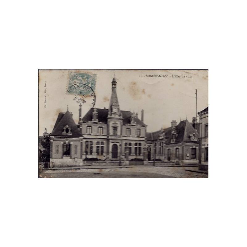28 - Nogent-le-Roi - L' Hôtel de Ville - Voyagé - Dos divisé...