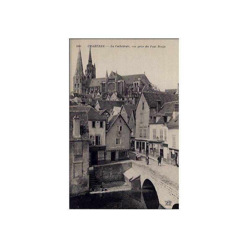 28 -  Chartres - La Cathédrale - Vue prise du Pont Bouju - Non voyagé - Dos...