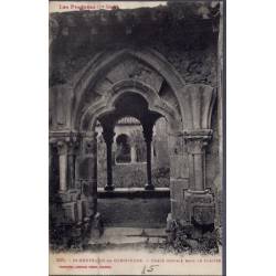 31 - St-Bertrand-de-Comminges - porte ogivale dans le cloître - Voyagé - Do...