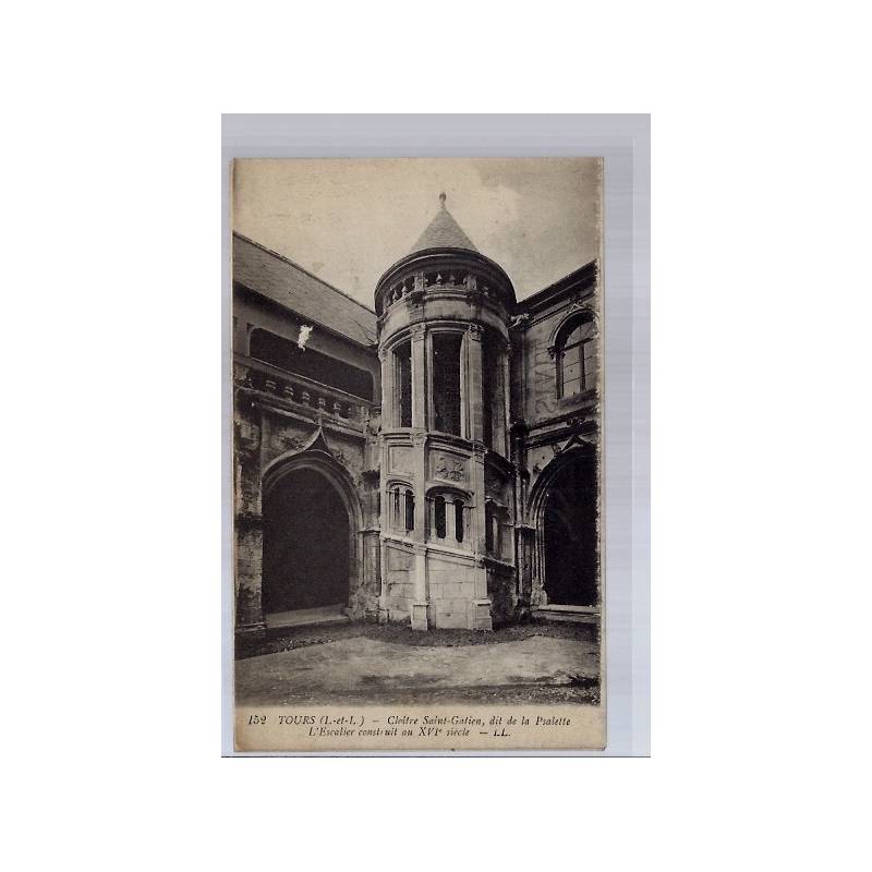 37 - Tours - Cloître Saint-Gatien, dit de la Psalette - l'escalier construi...