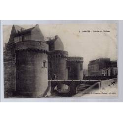 44 - Nantes - entrée du château - Non voyagé - Dos divisé...