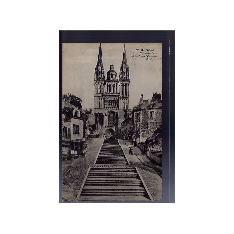 49 - Angers - La cathédrale et le nouvel escalier - Voyagé - Dos divisé...