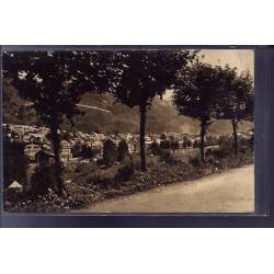 63 - Le Mont-Dore-les-Bains - Vue de la route de la Bourboule - en haut au fo