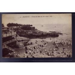 64 - Biarritz - L' heure du bain au Port vieux - Voyagé - Dos divisé