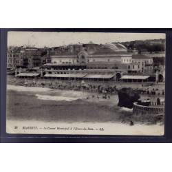 64 - Biarritz - le casino Municipal à l' heure du bain - Voyagé - Dos divisé