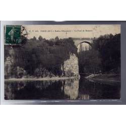 75 - Paris 19eme - Buttes Chaumont - le Pont de Briques - Voyagé - Dos divisé