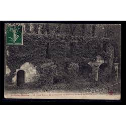 92 - Bellevue Meudon - les ruines de la Glacère du château de Mme de Pompad